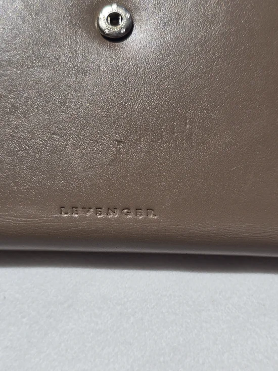 Levenger Wallet Bifold Smooth Taupe Purple Leather Snap Closure Coin Pocket - Picture 9 of 16